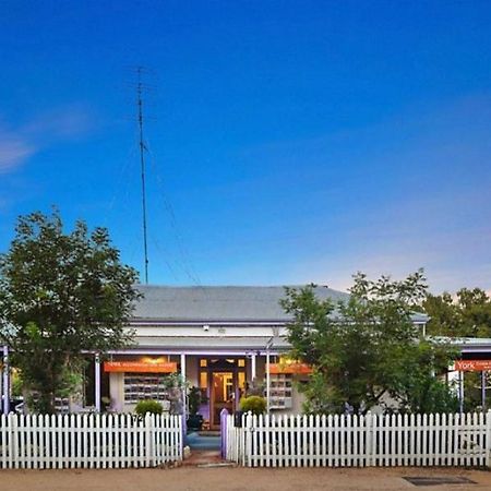 Lavender House York Motel Exterior foto